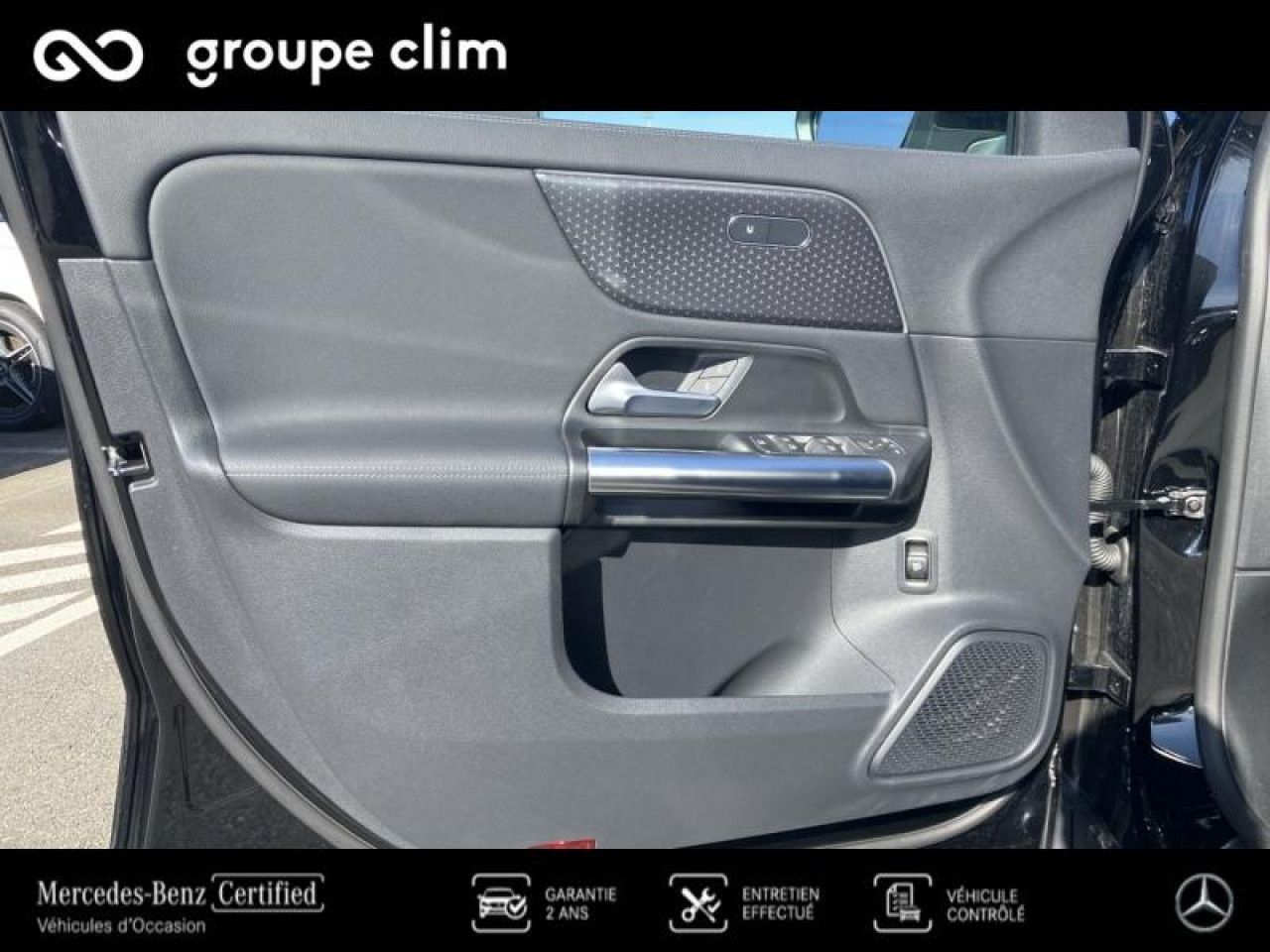 Photo du v&eacute;hicule 14 / 18