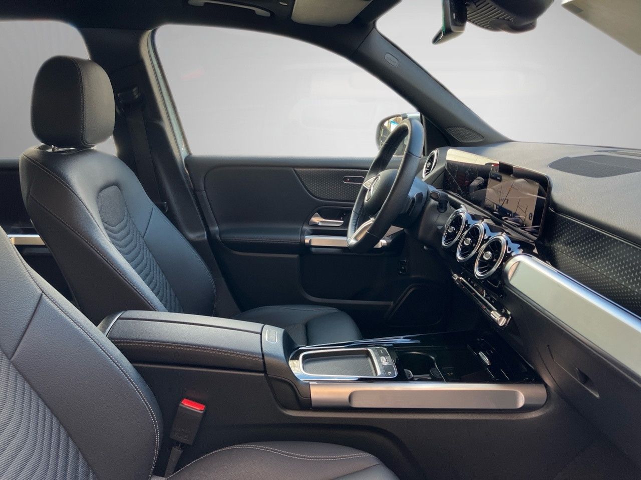 Mercedes-Benz GLB – Bild 25