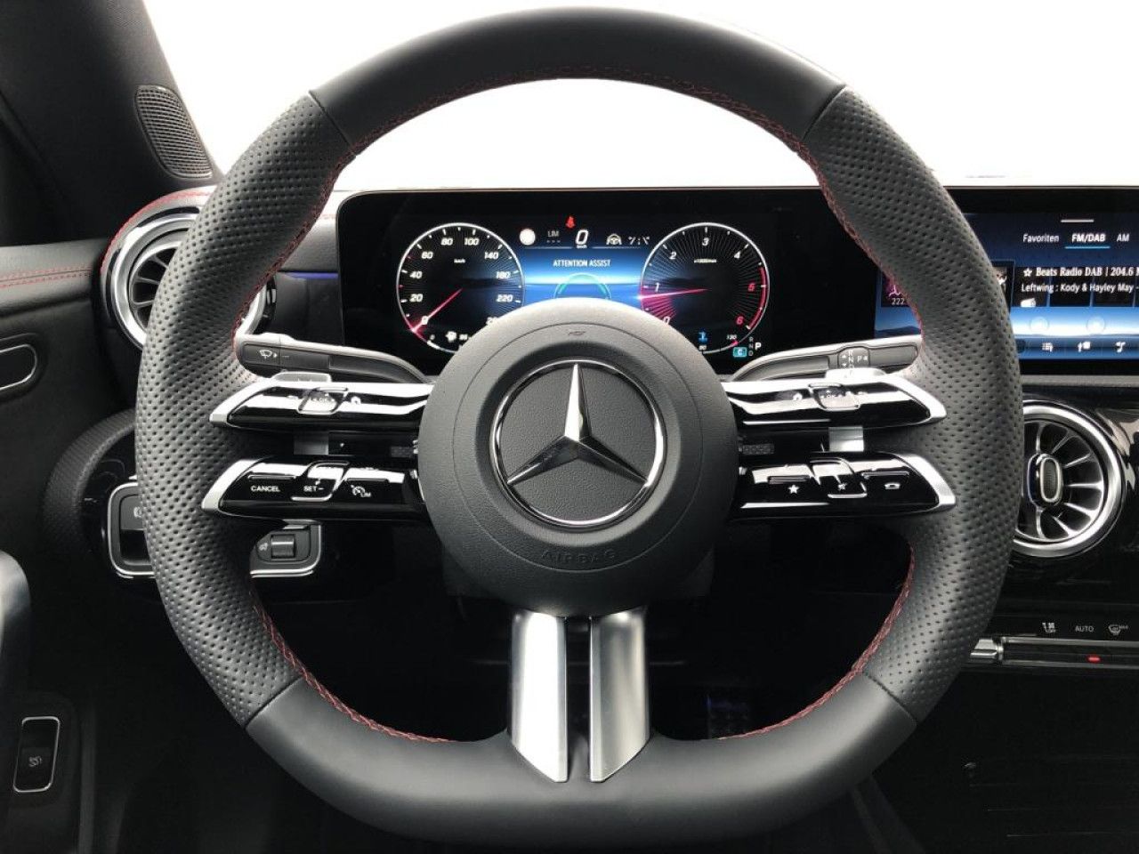 Mercedes-Benz CLA – Bild 10