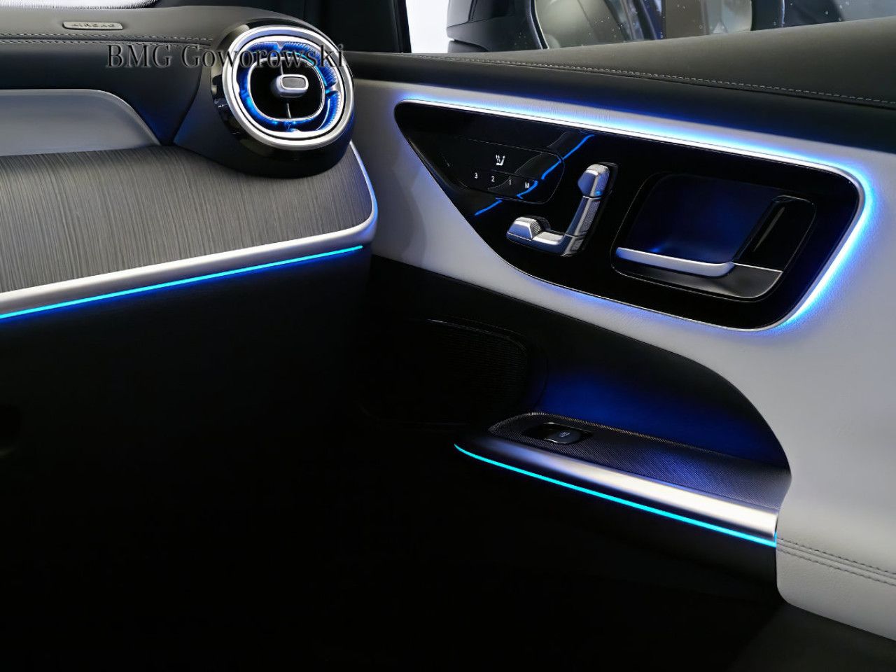 Zdjęcie pojazdu 13 / 17