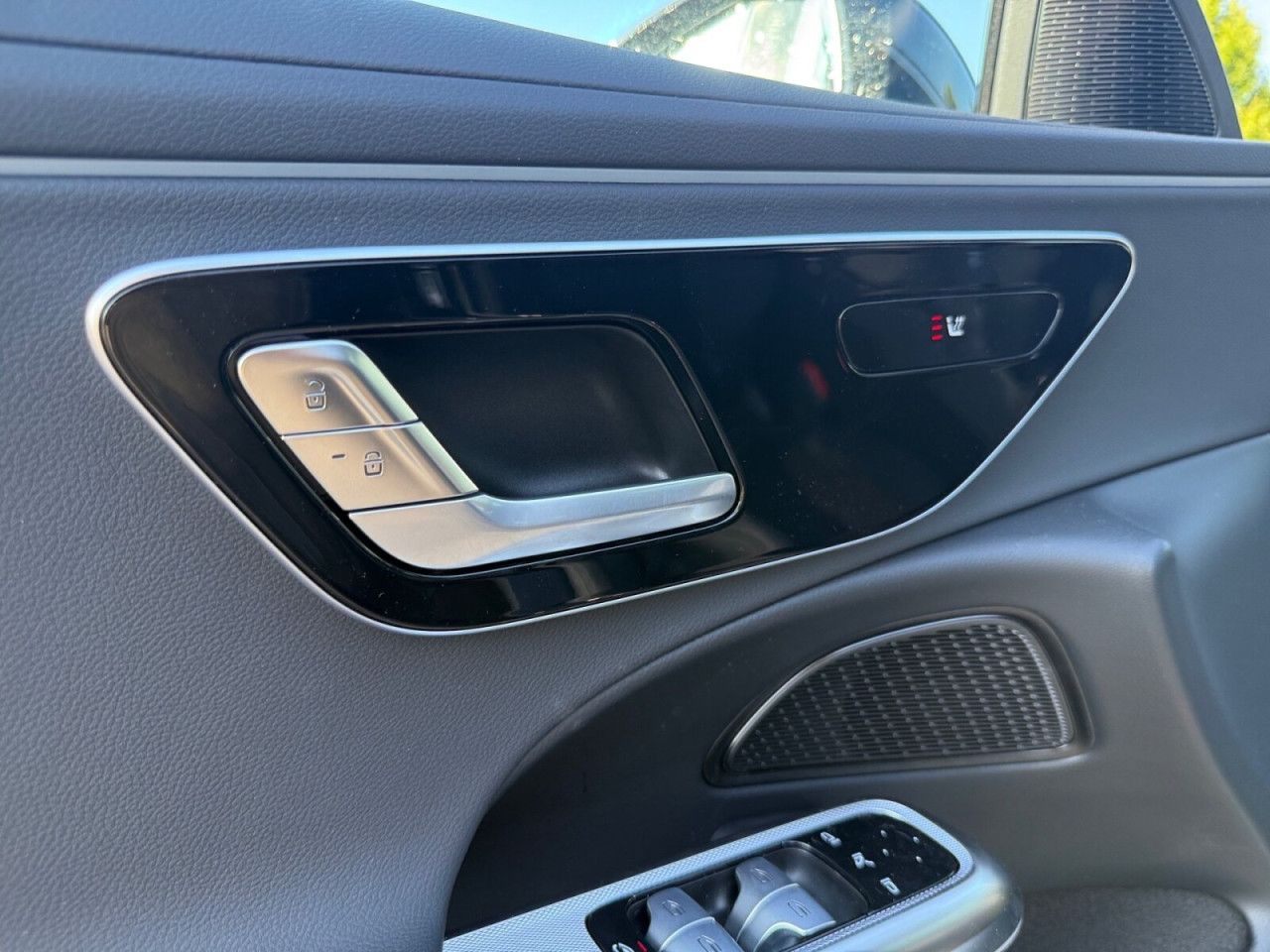 Mercedes-Benz E-Klasse – Bild 13