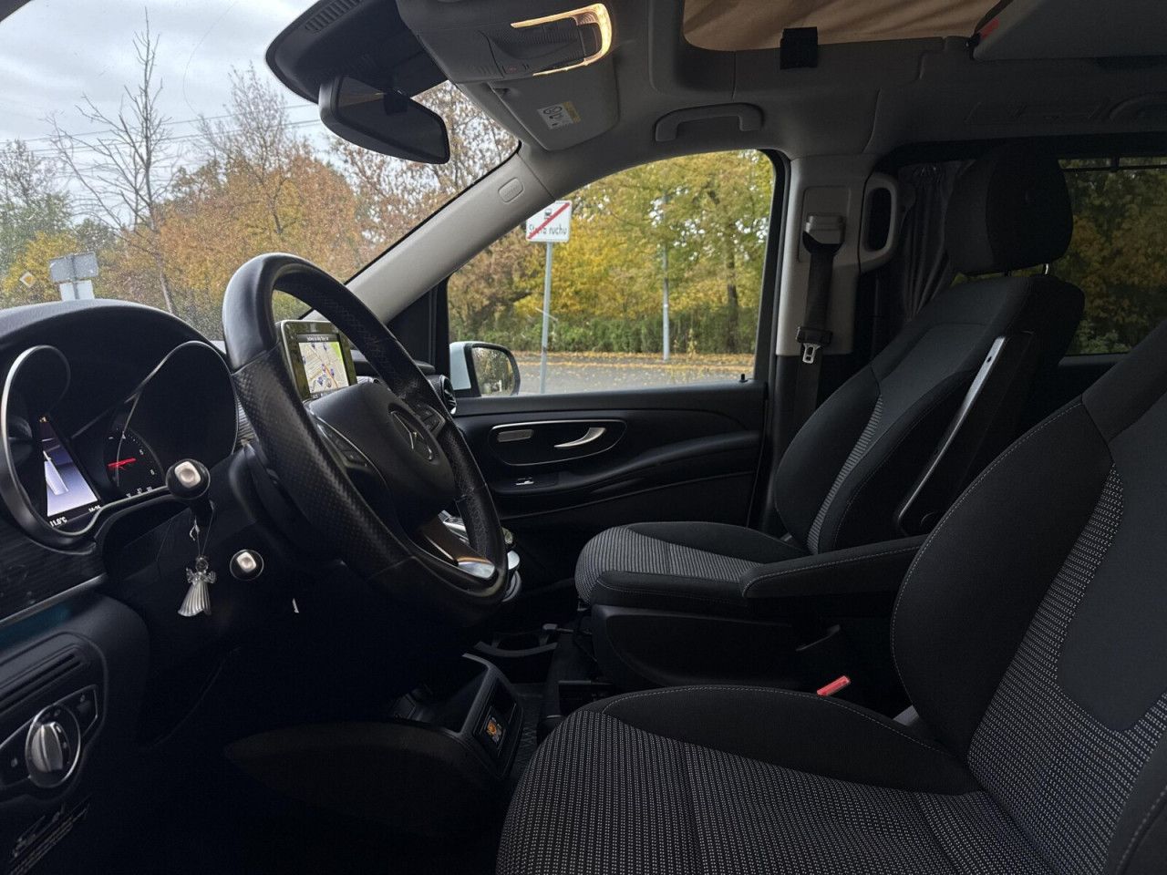 Zdjęcie pojazdu 16 / 25