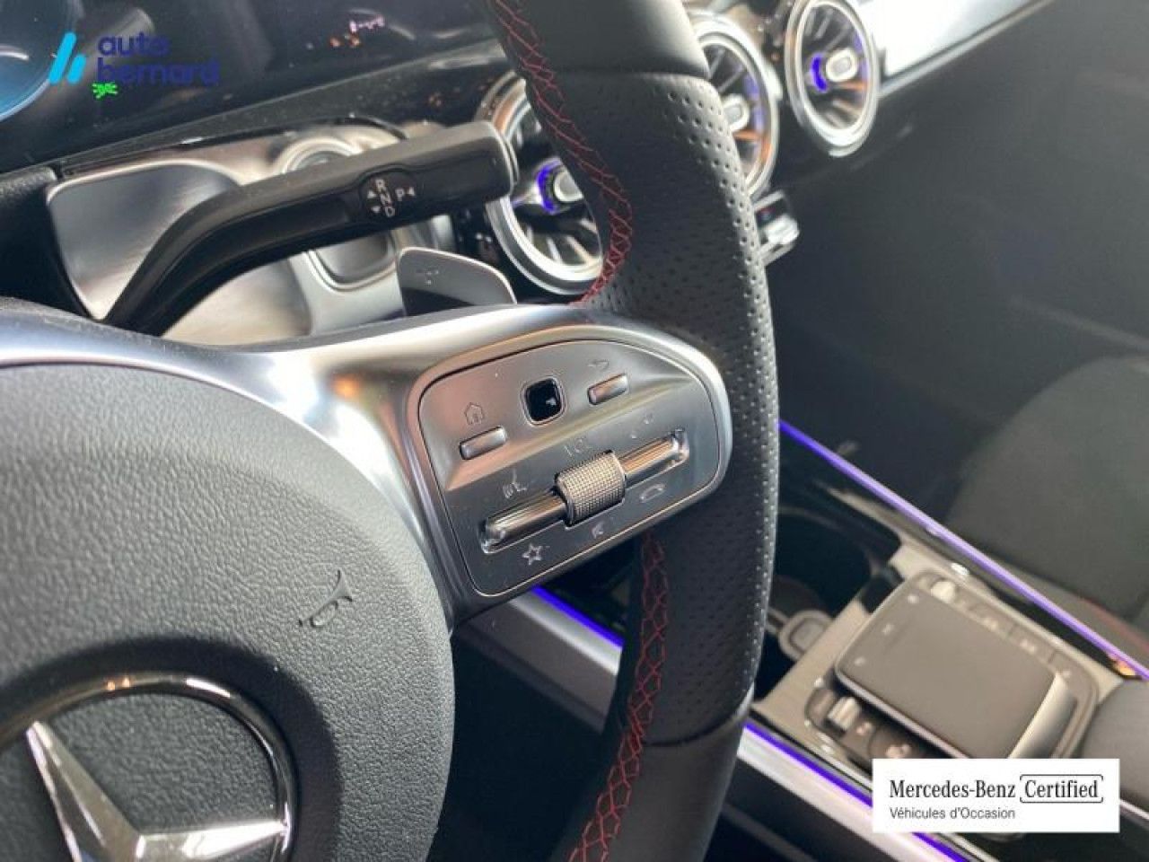 Photo du v&eacute;hicule 14 / 18