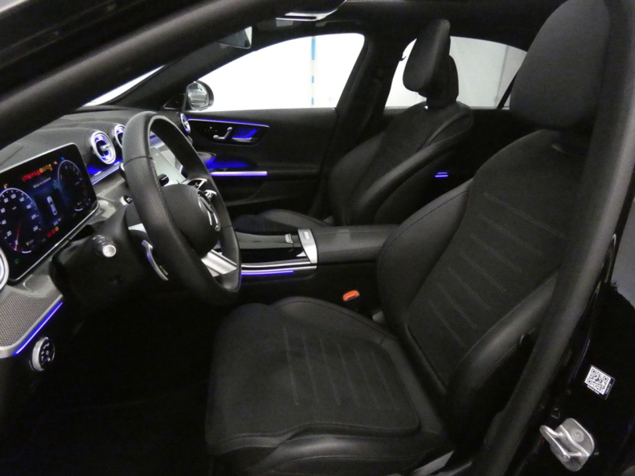 Photo du v&eacute;hicule 16 / 18