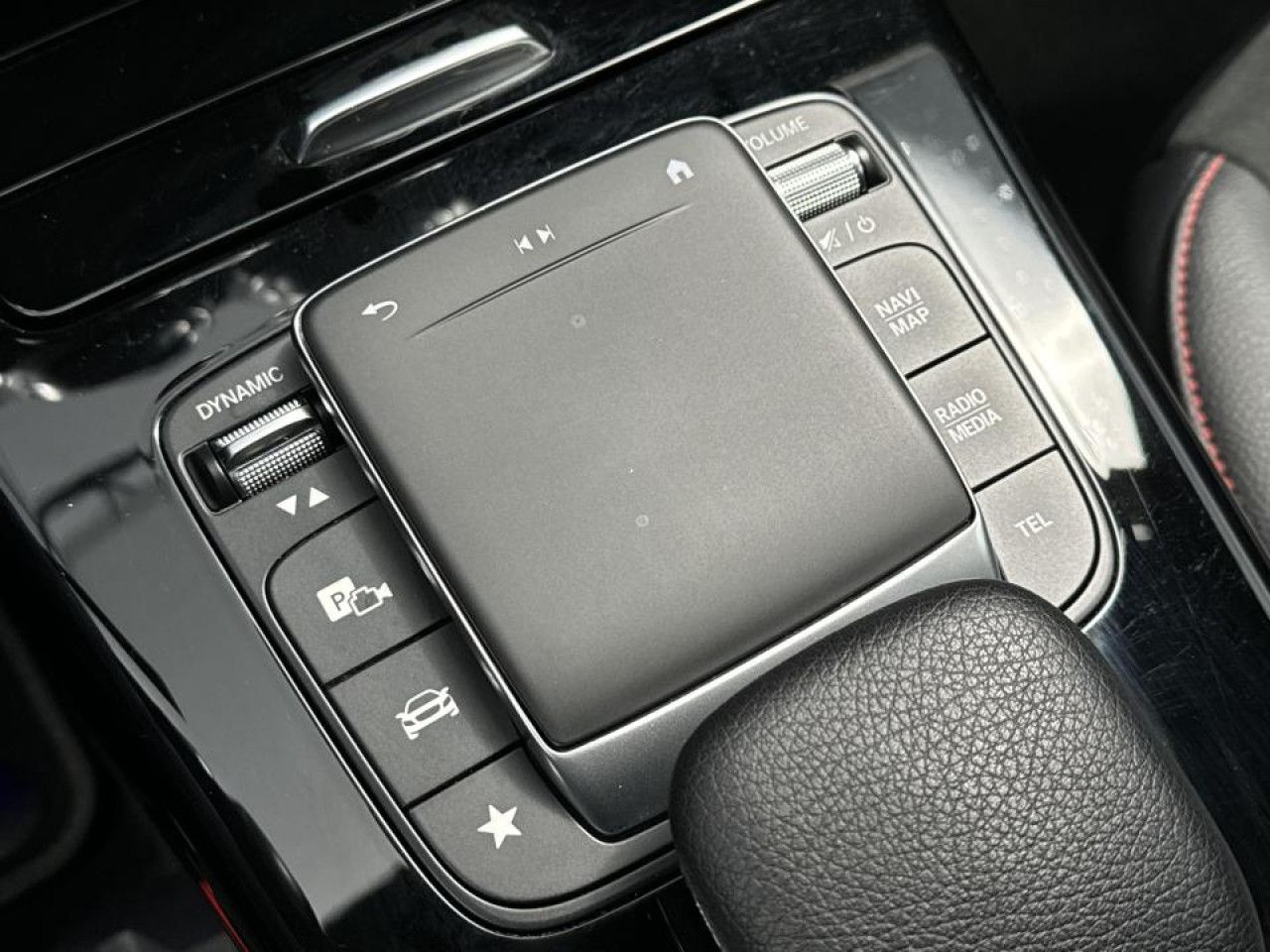 Zdjęcie pojazdu 17 / 23