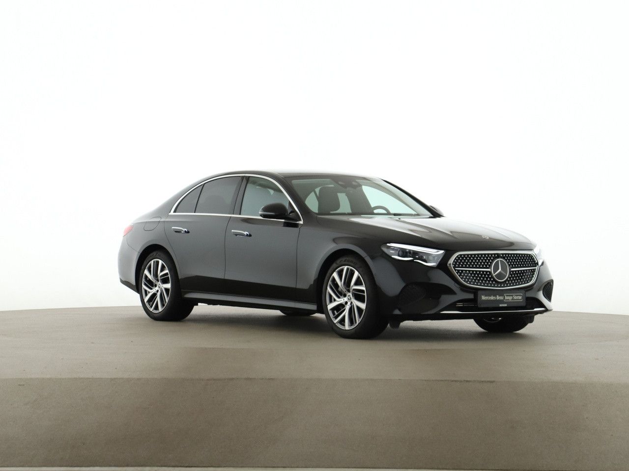 Mercedes-Benz E-Klasse – Bild 8
