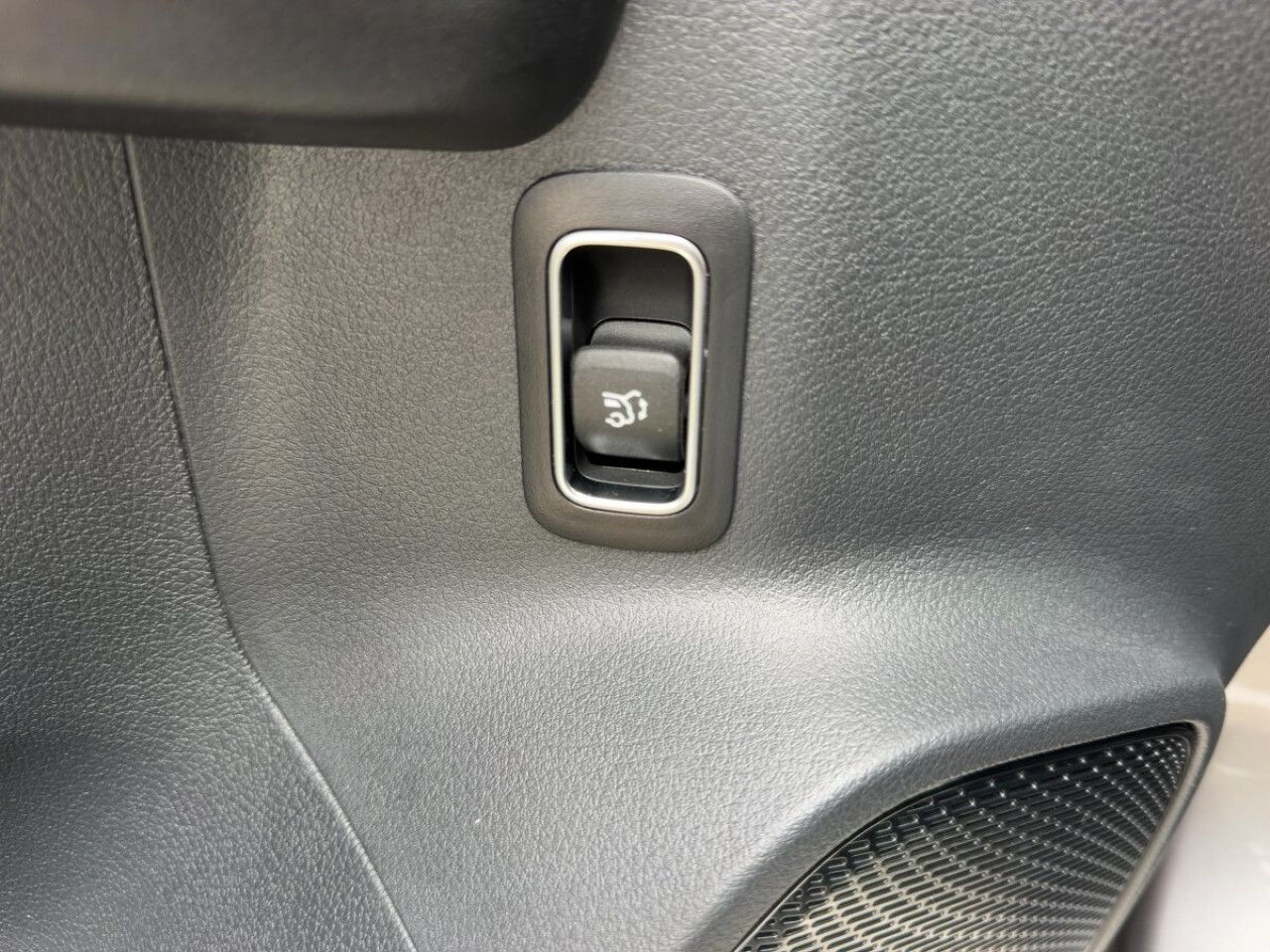 Mercedes-Benz GLB – Bild 18