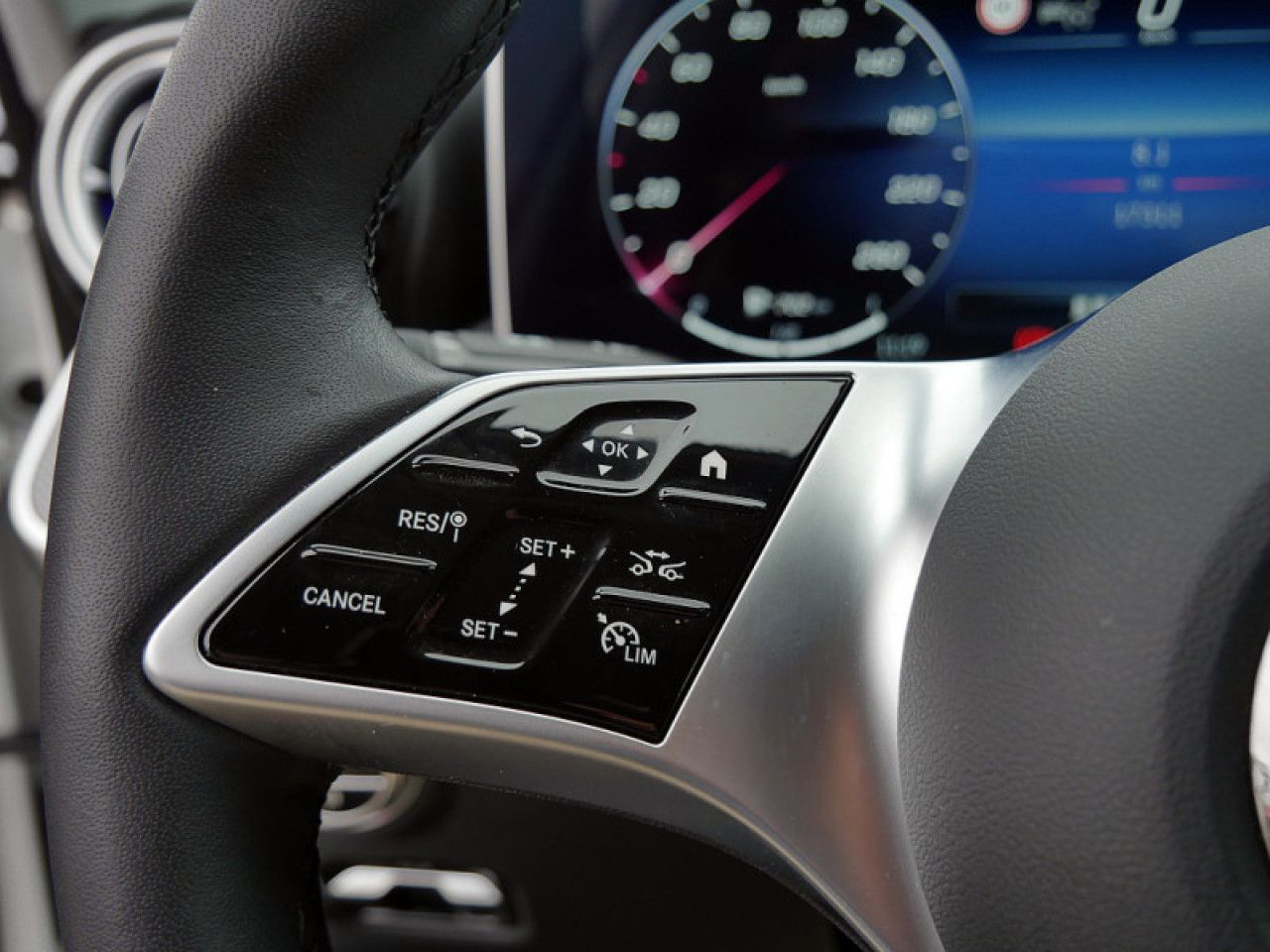 Mercedes-Benz C-Klasse – Bild 20