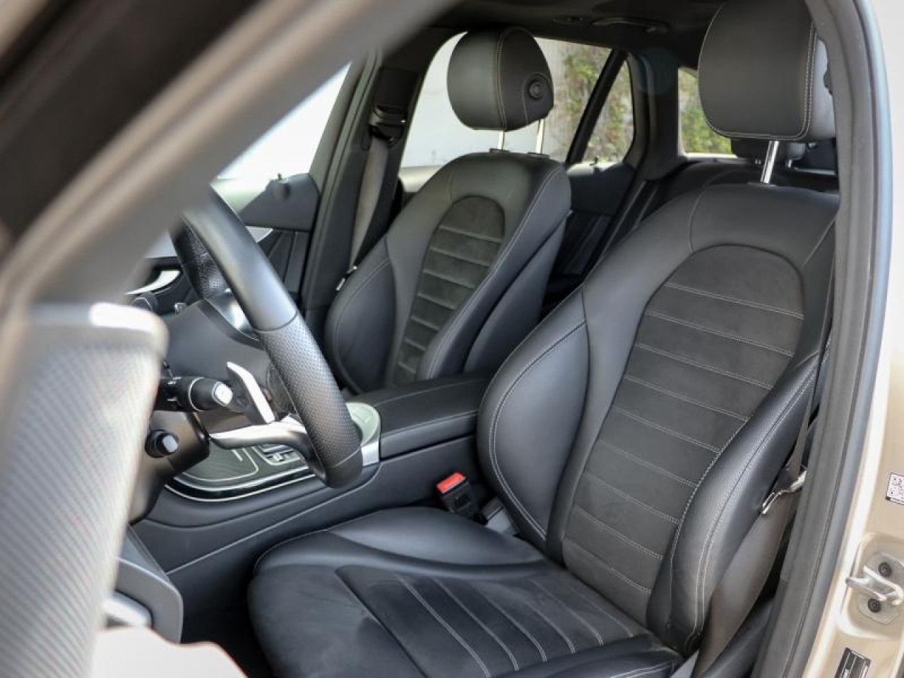 Photo du v&eacute;hicule 12 / 18