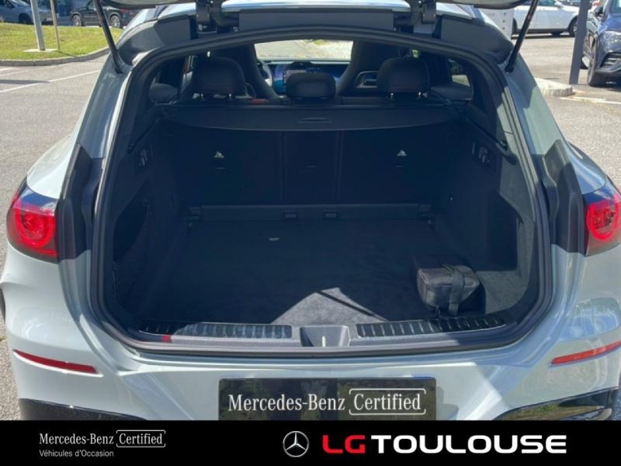 Photo du v&eacute;hicule 11 / 18