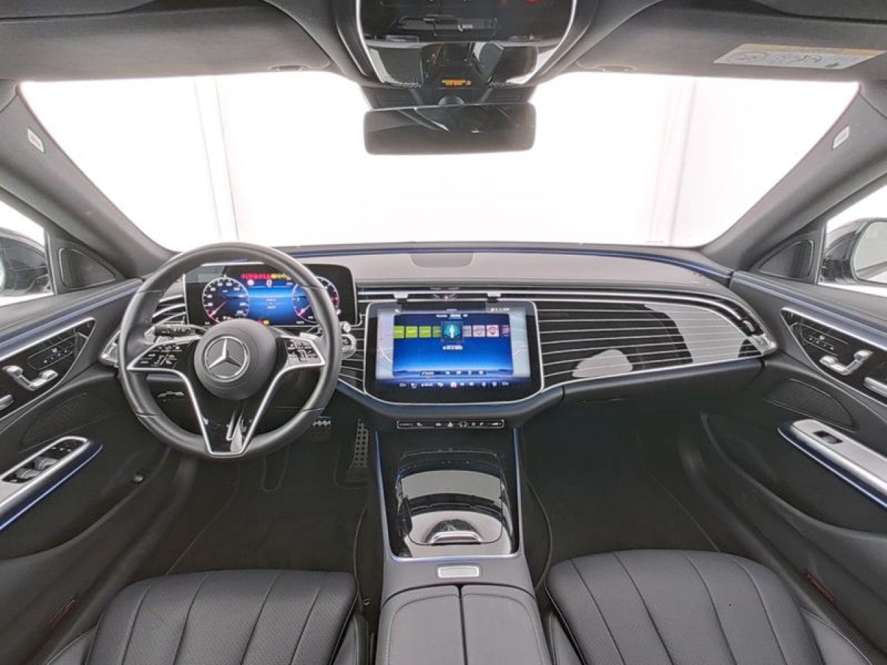 Mercedes-Benz E-Klasse – Bild 6