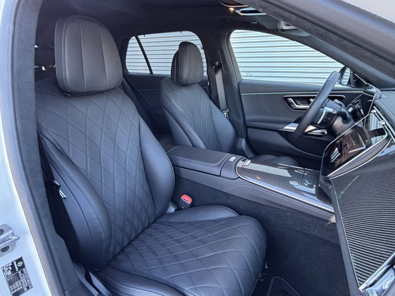 Mercedes-Benz E-Klasse – Bild 18