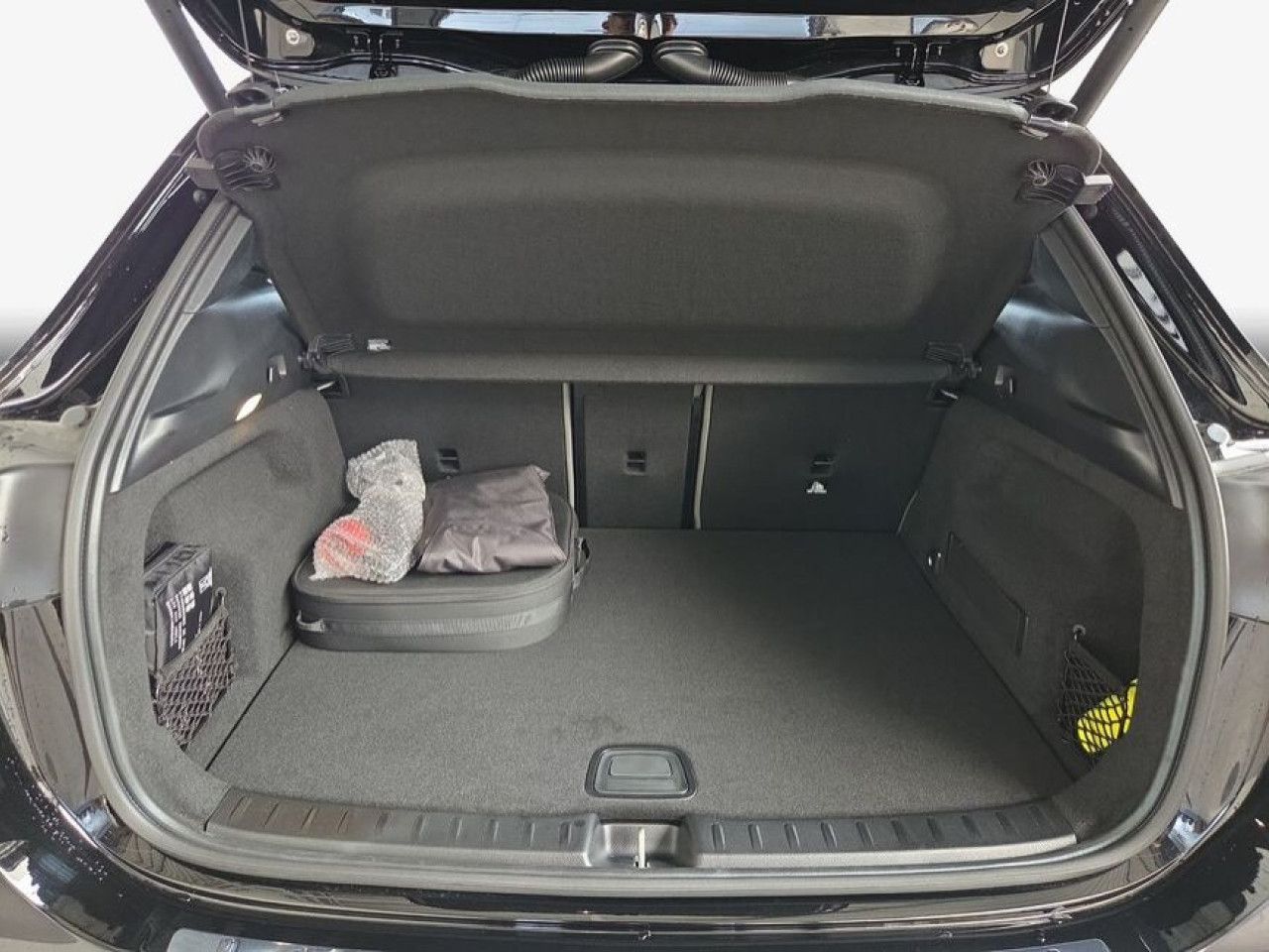 Mercedes-Benz EQA – Bild 9