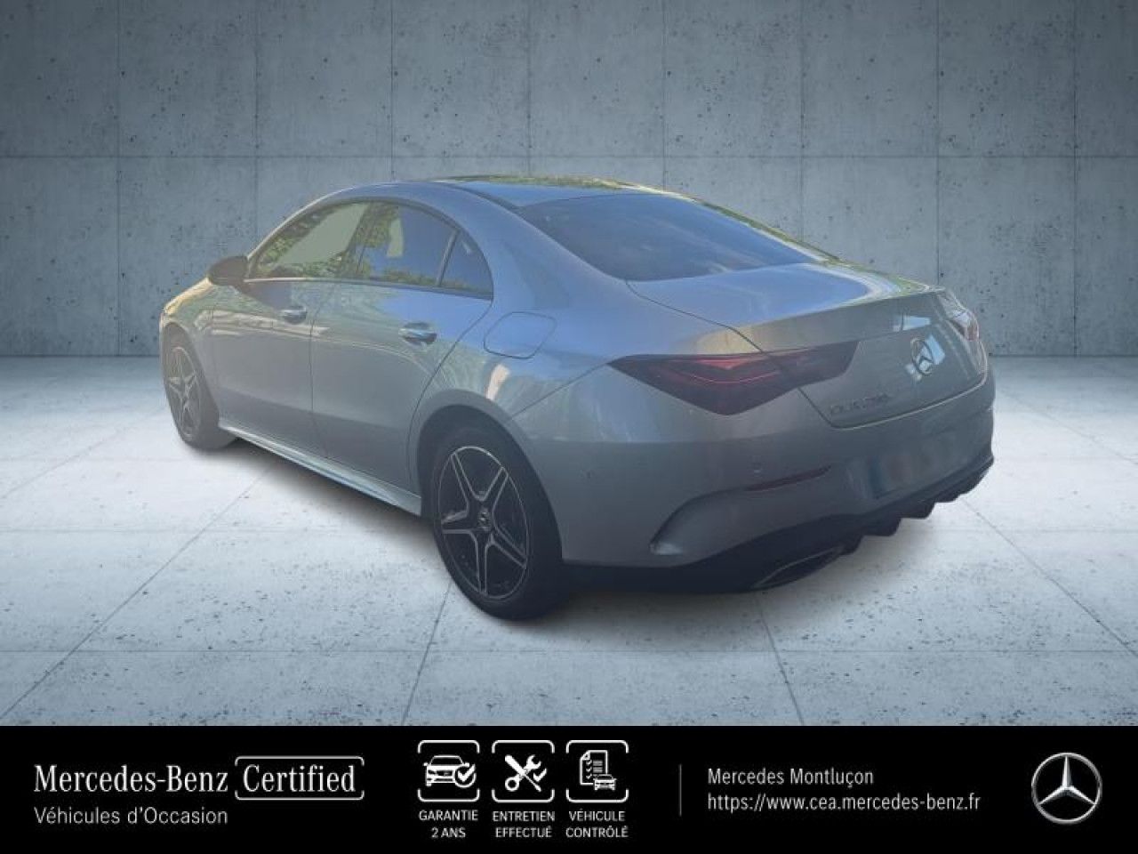 Photo du v&eacute;hicule 3 / 18