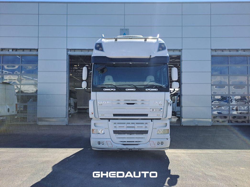 DAF | TRATTORE STRADALE DAF XF 105 510 SSC