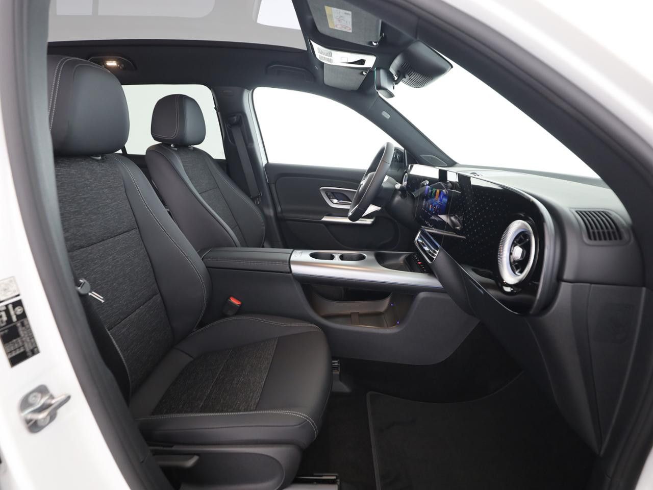 Mercedes-Benz GLB – Bild 9
