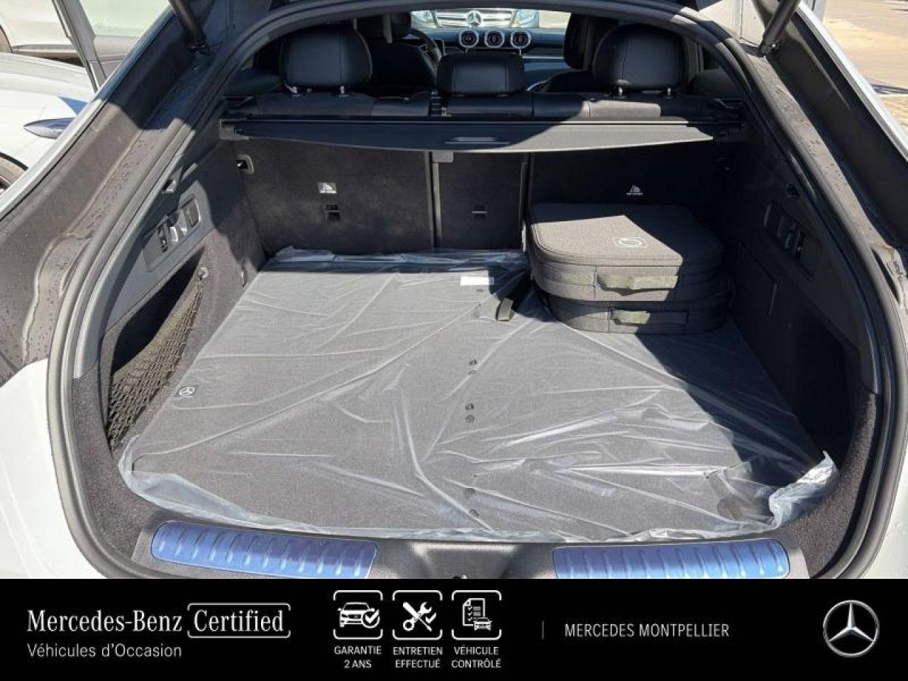 Photo du v&eacute;hicule 15 / 18