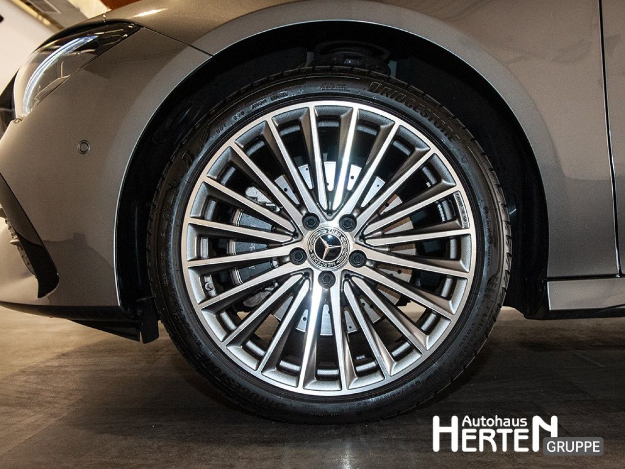 Mercedes-Benz CLA – Bild 8