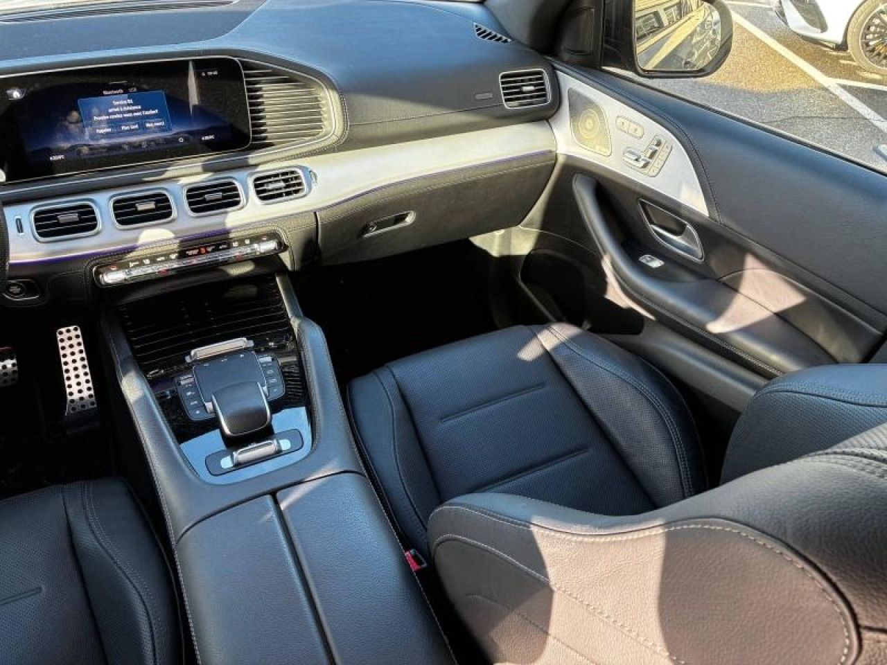 Photo du v&eacute;hicule 9 / 12