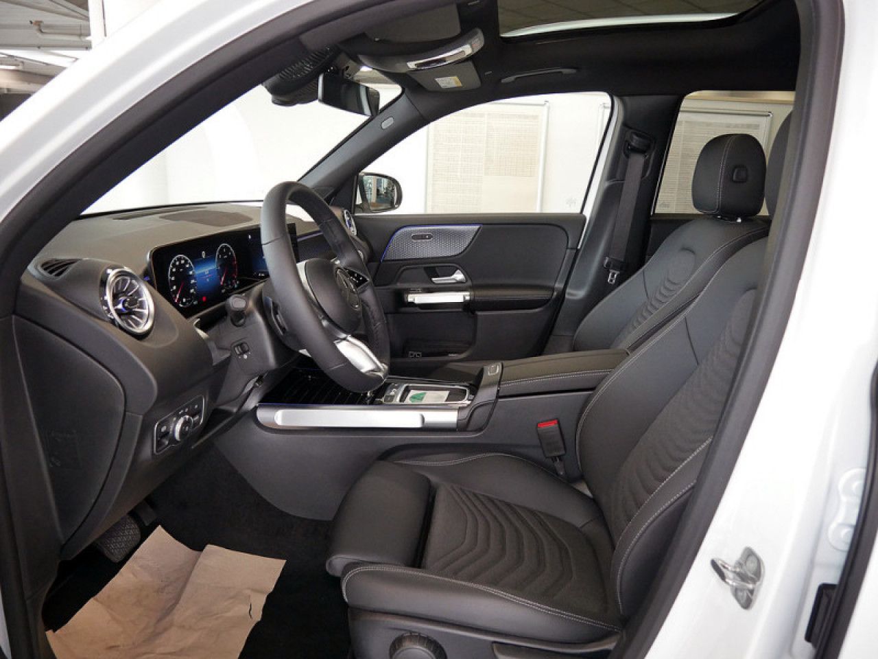 Mercedes-Benz GLB – Bild 14
