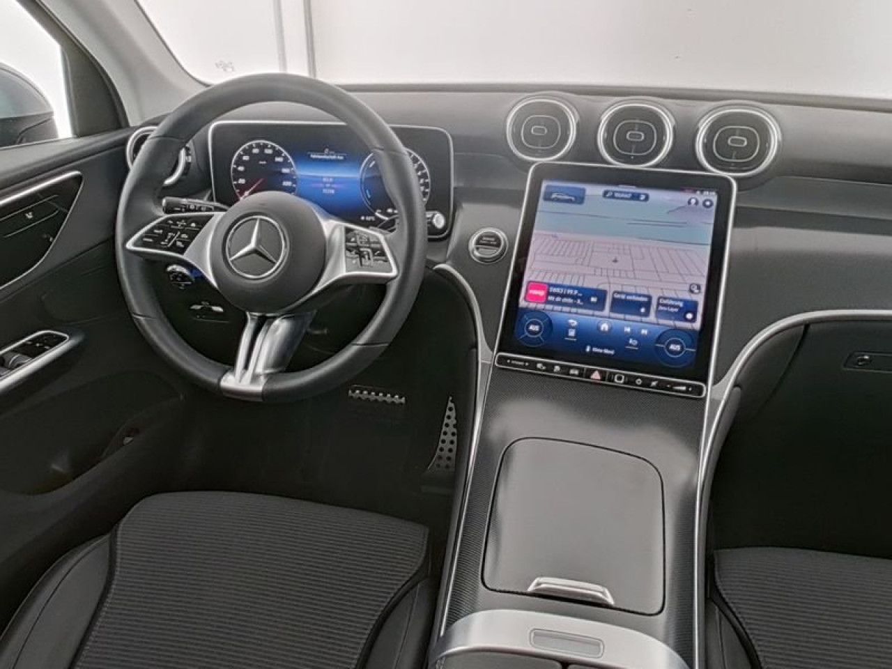 Mercedes-Benz GLC – Bild 3