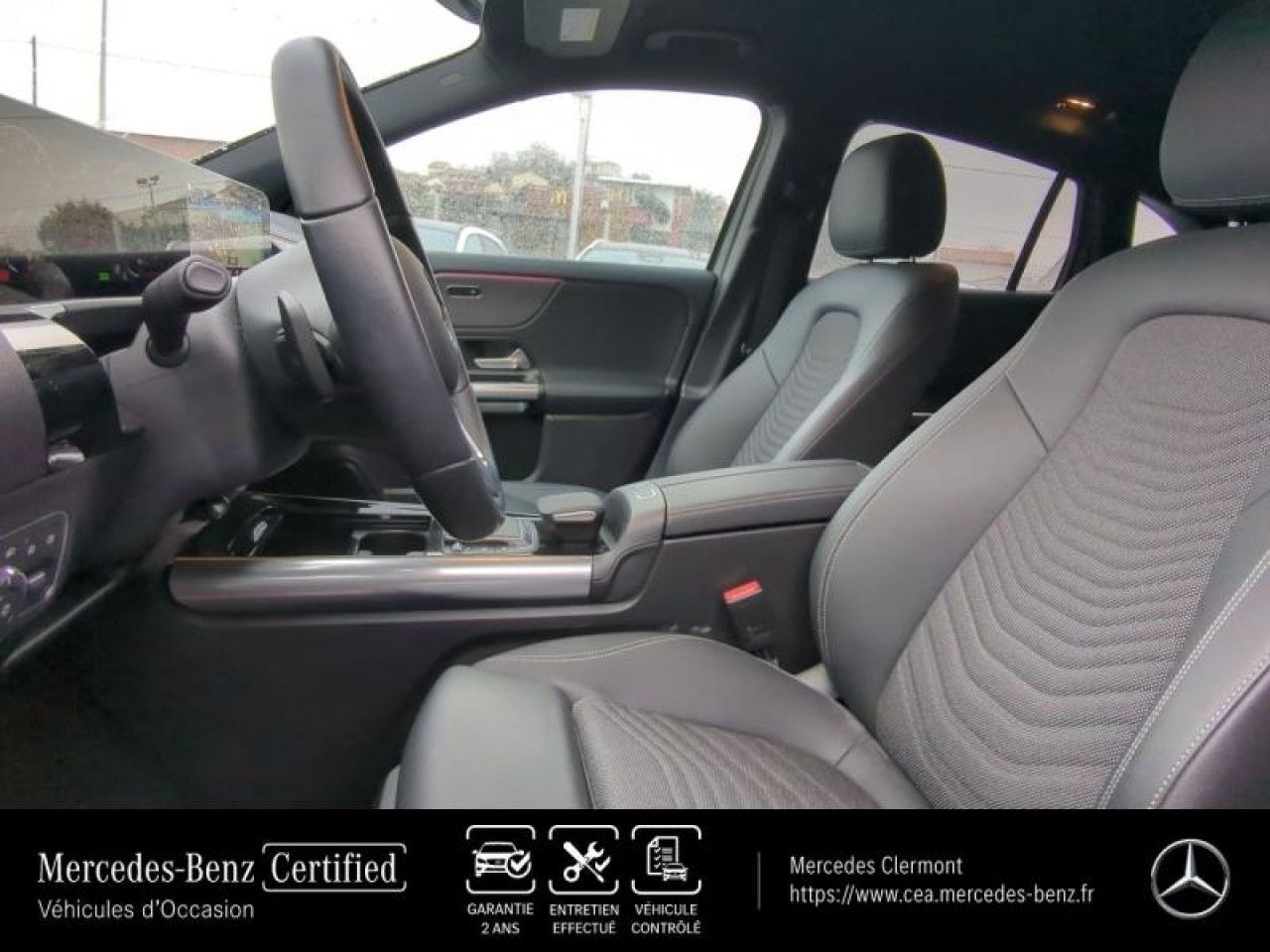 Photo du v&eacute;hicule 12 / 18