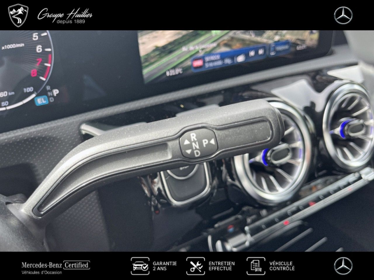 Photo du v&eacute;hicule 10 / 18