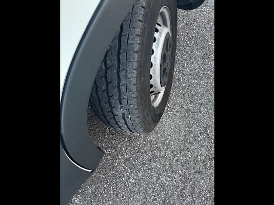Vehicle image 11 / 20