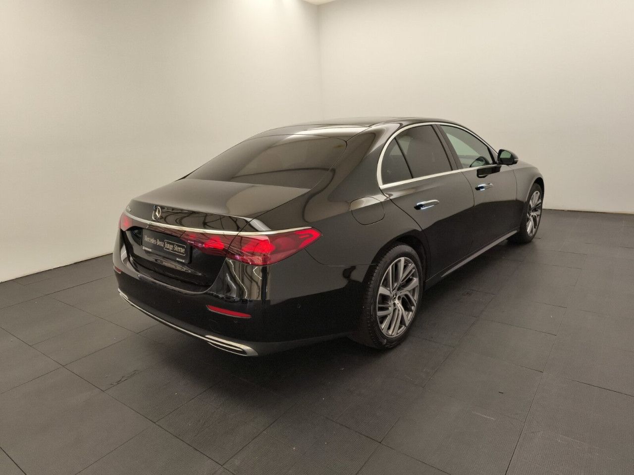 Mercedes-Benz E-Klasse – Bild 6