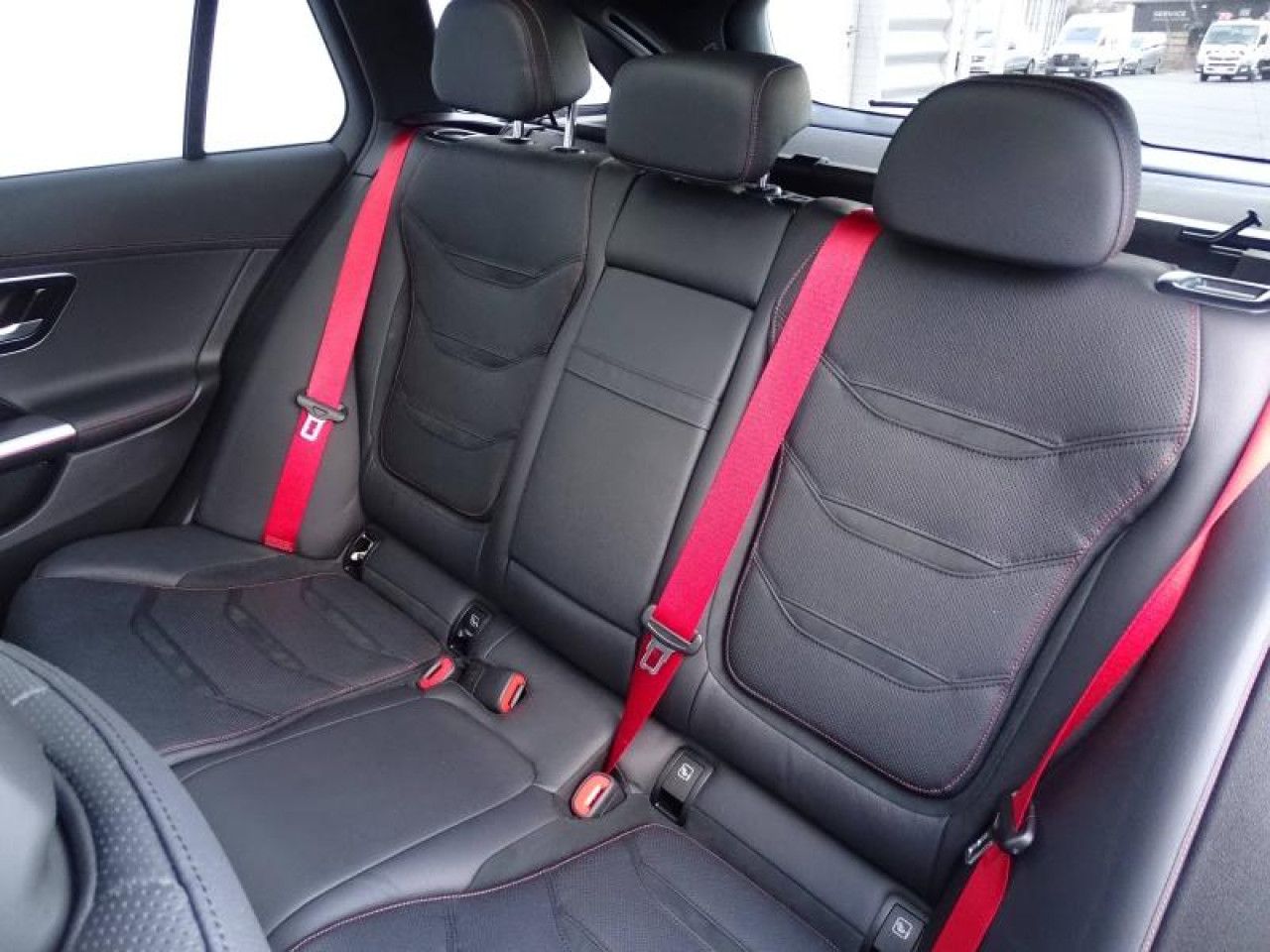 Photo du v&eacute;hicule 12 / 18