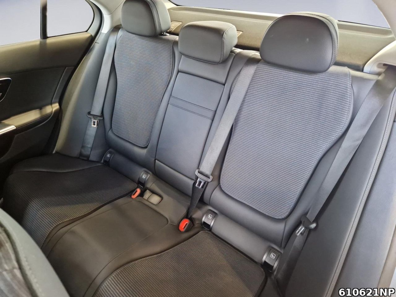 Mercedes-Benz C-Klasse – Bild 10