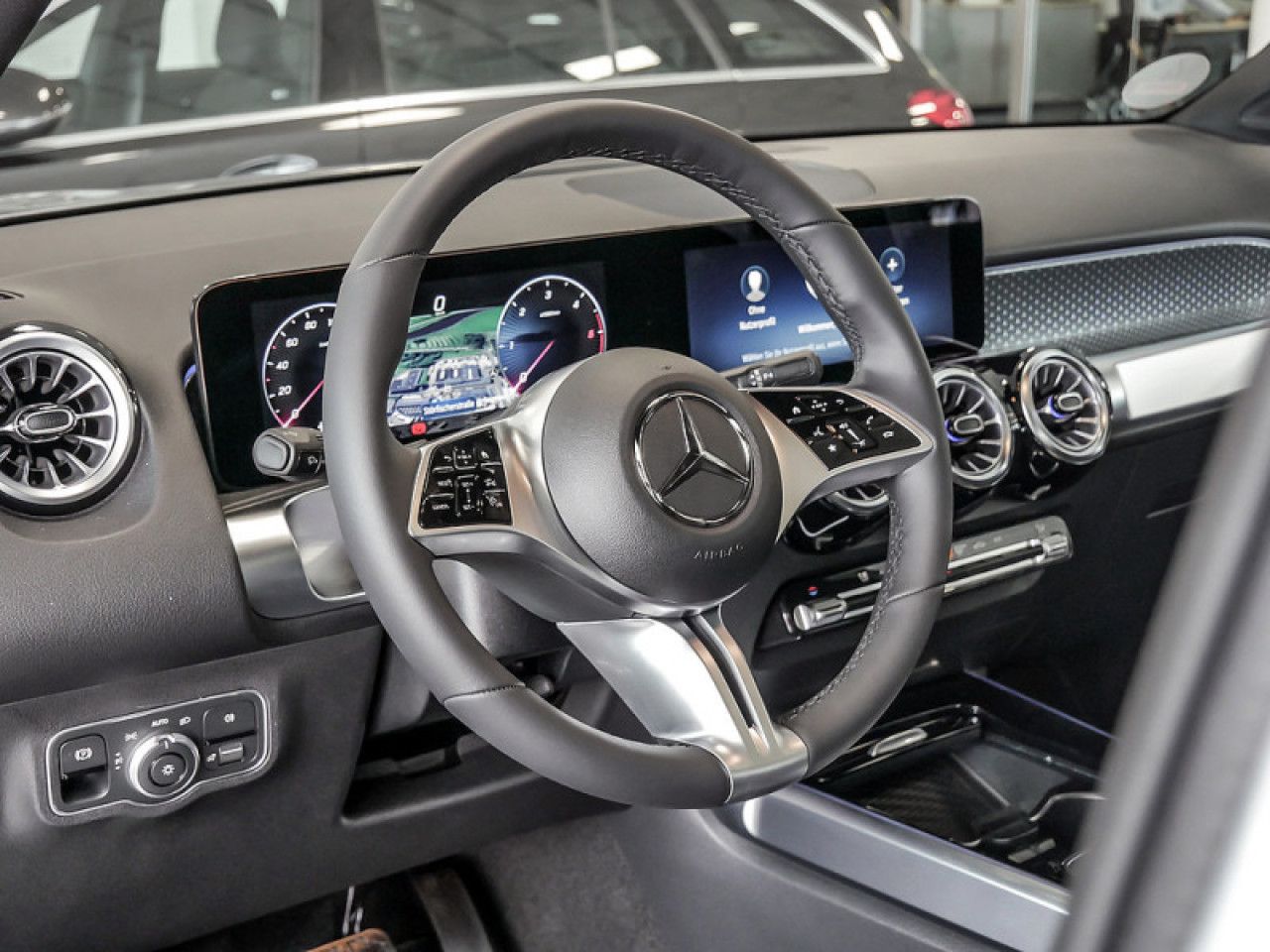 Mercedes-Benz GLB – Bild 14
