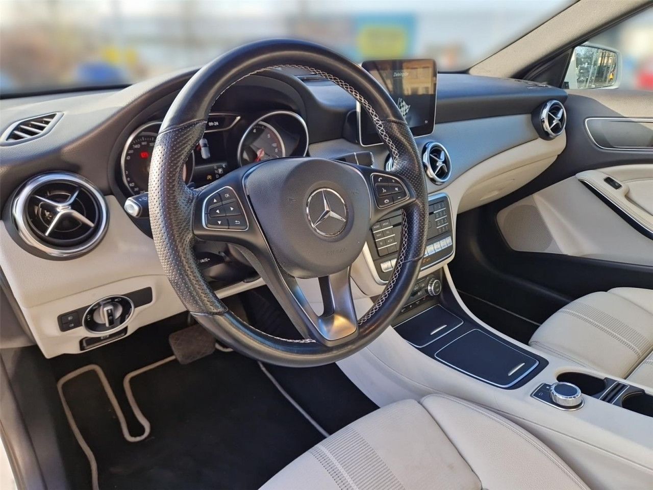 Fahrzeugbild 12 / 30