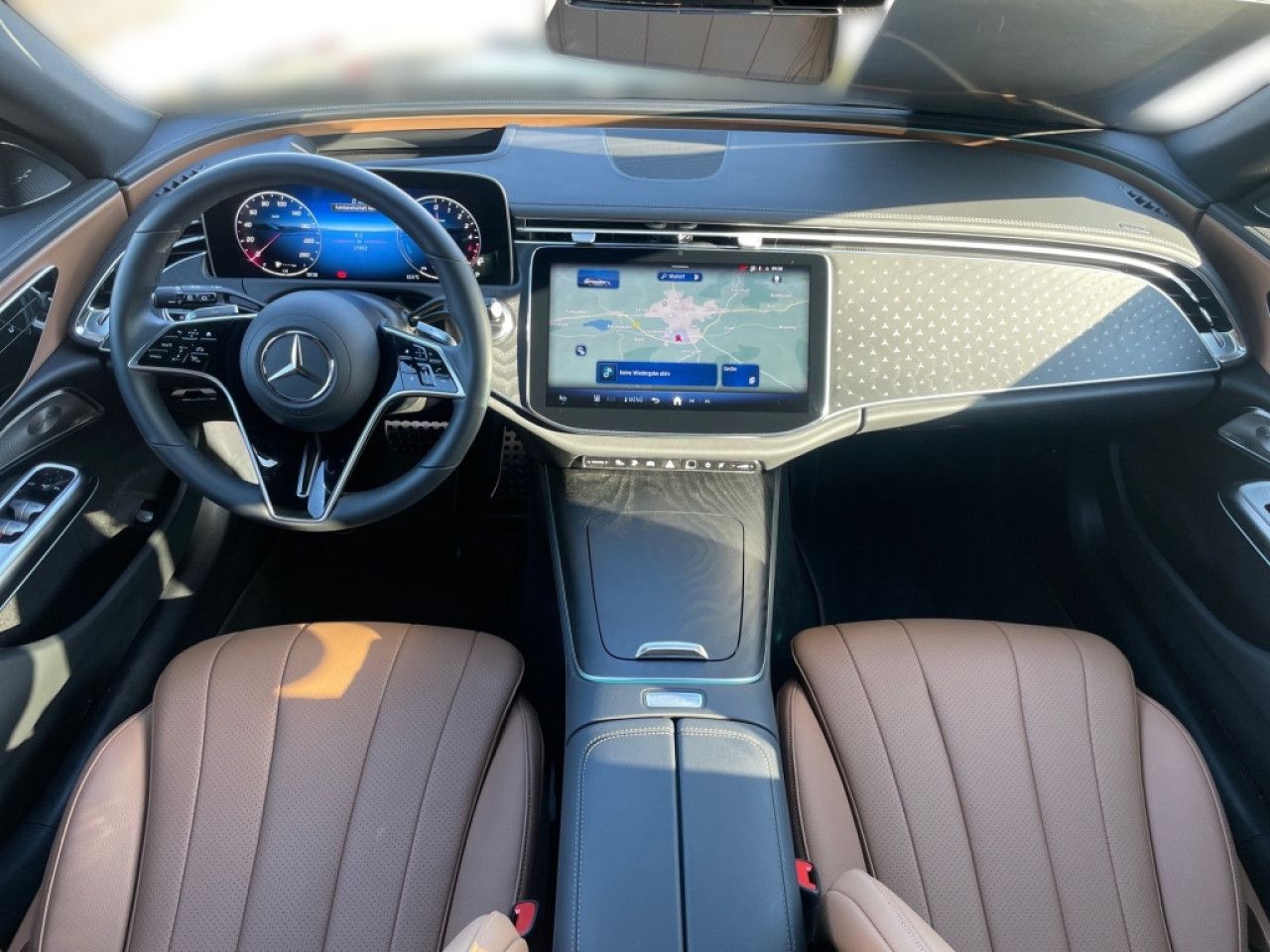 Mercedes-Benz E-Klasse – Bild 11