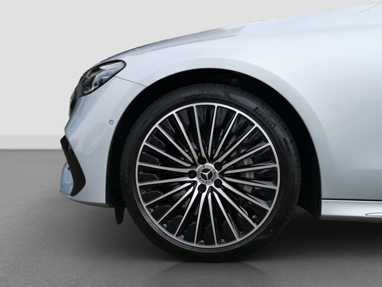 Mercedes-Benz E-Klasse – Bild 19