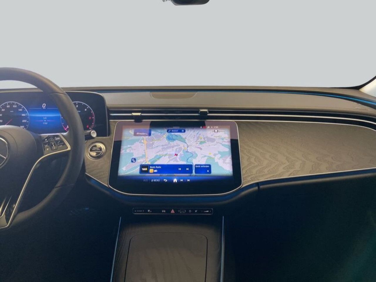 Mercedes-Benz E-Klasse – Bild 14