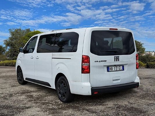 Immagine del veicolo 9 / 17