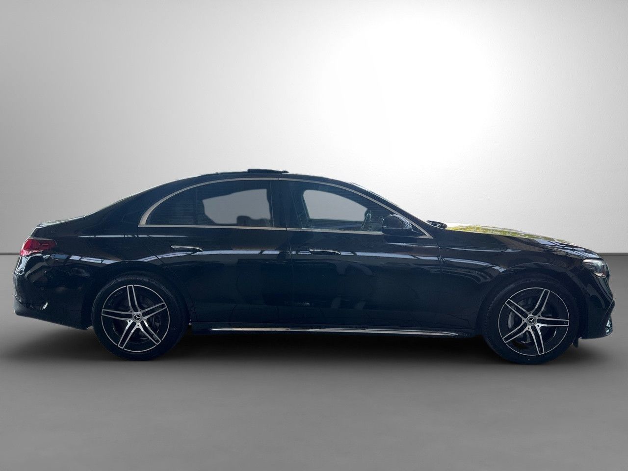 Mercedes-Benz E-Klasse – Bild 8