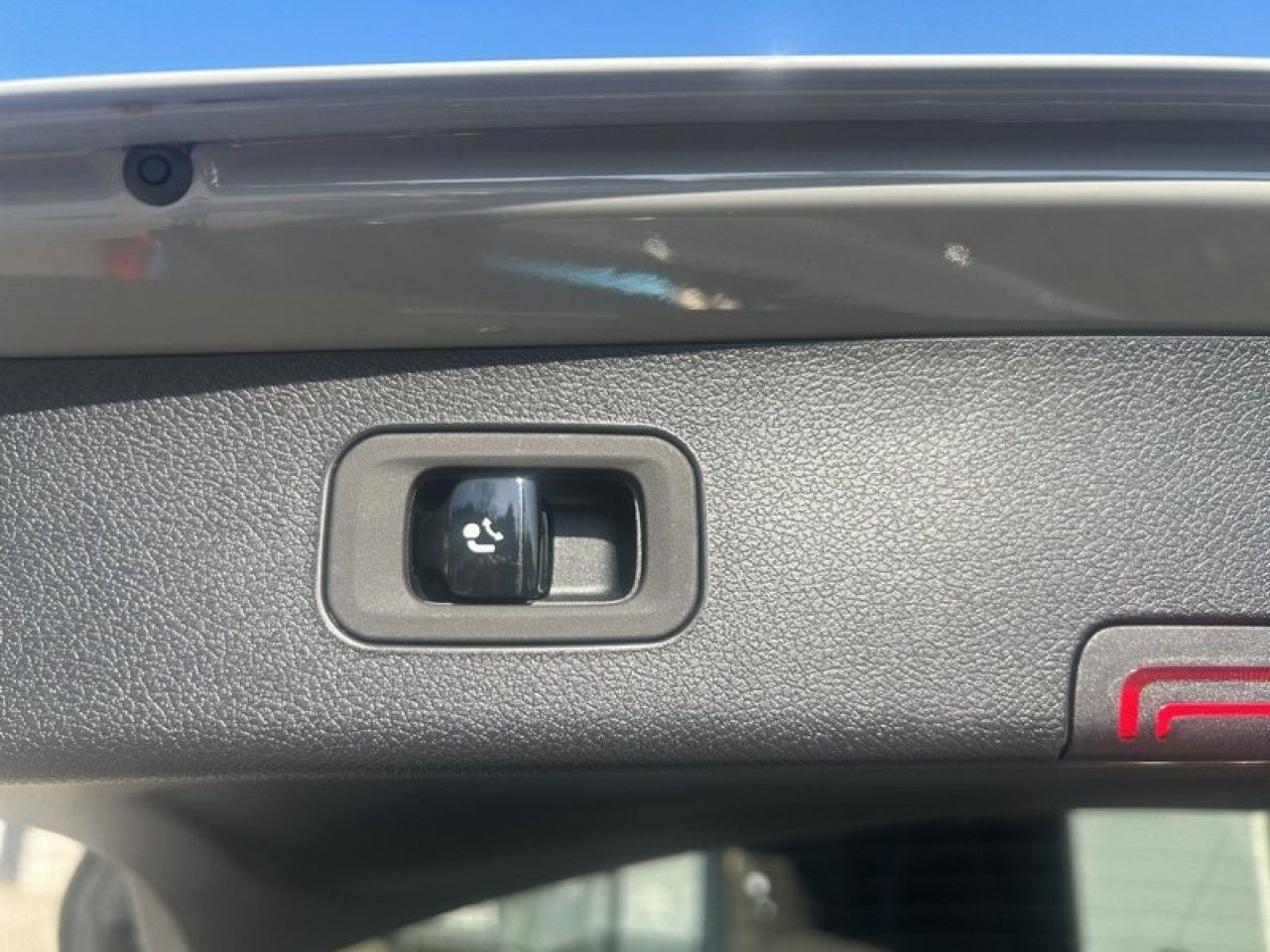 Mercedes-Benz E-Klasse – Bild 16