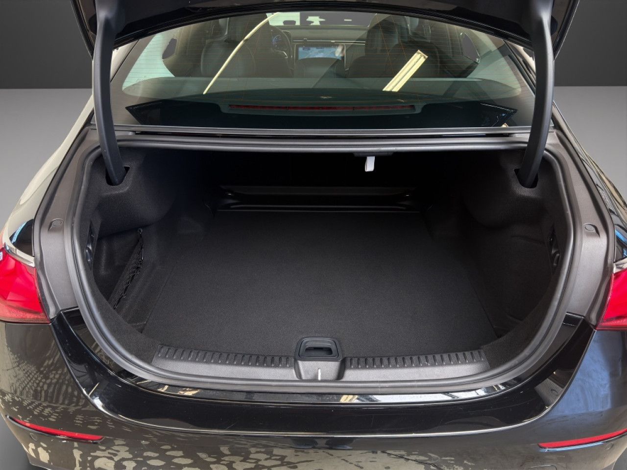 Mercedes-Benz E-Klasse – Bild 11