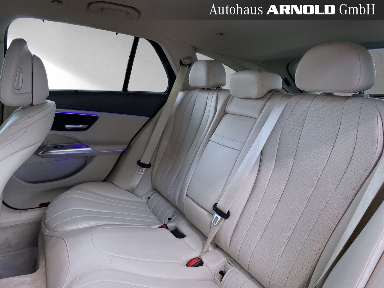 Mercedes-Benz E-Klasse – Bild 10