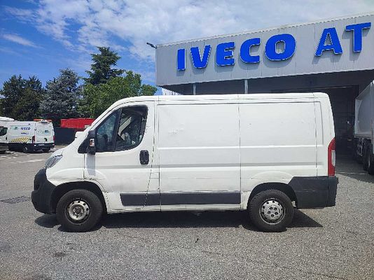 Immagine del veicolo 2 / 10