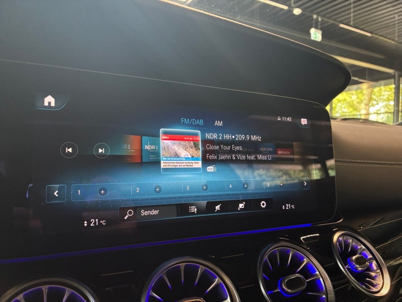 Mercedes-Benz E-Klasse – Bild 29