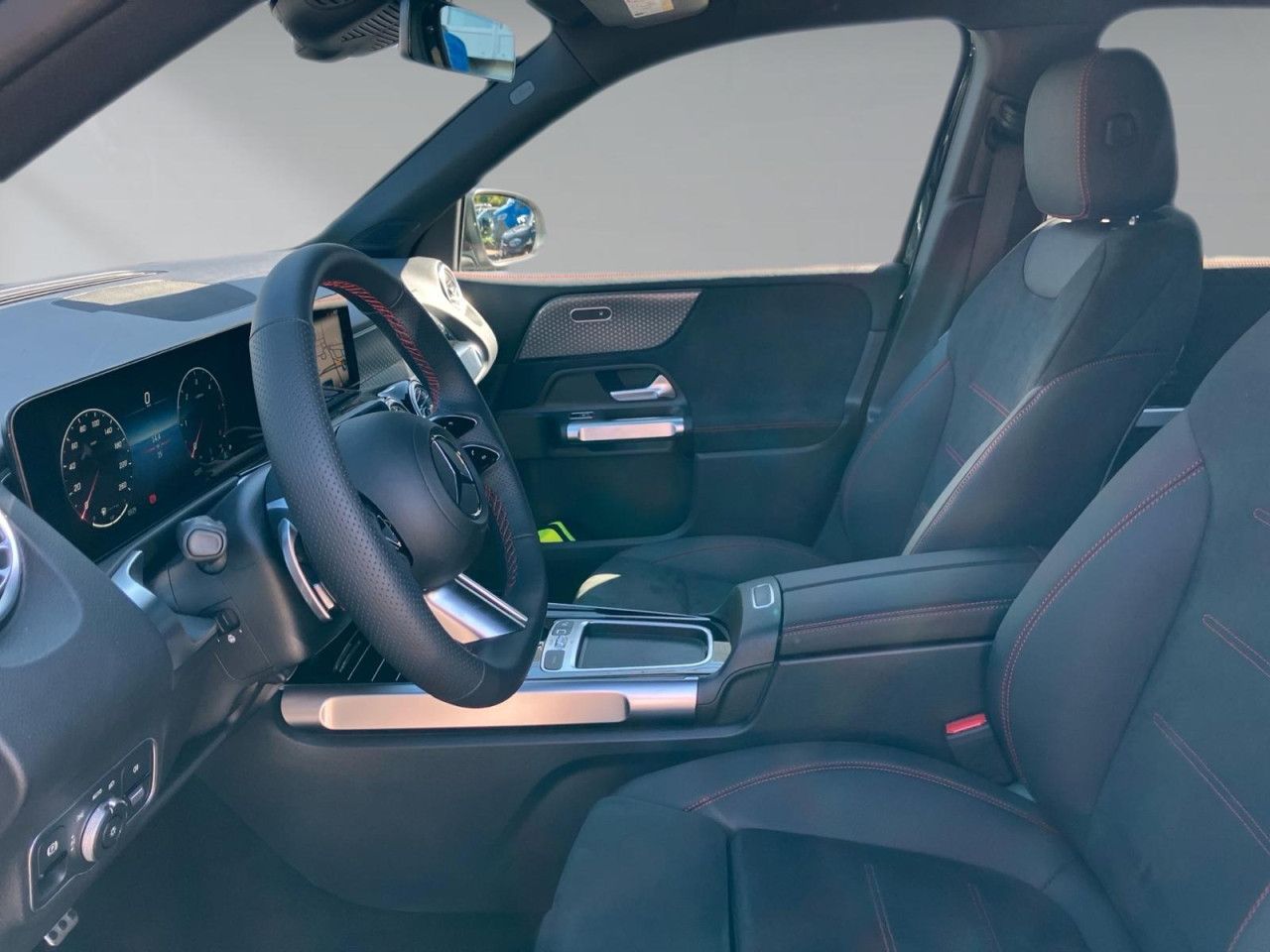 Mercedes-Benz GLB – Bild 9
