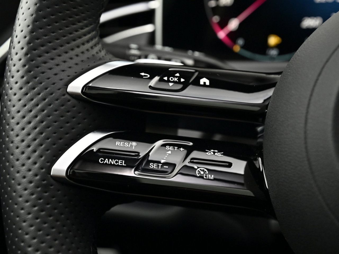 Mercedes-Benz E-Klasse – Bild 16