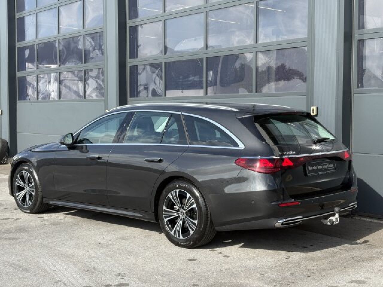 Mercedes-Benz E-Klasse – Bild 4