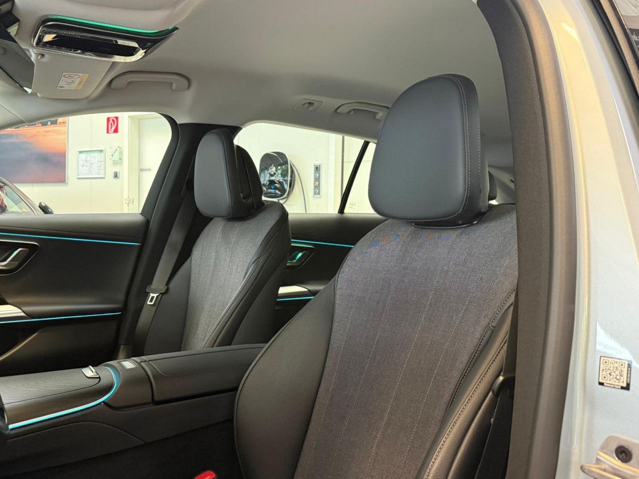 Mercedes-Benz E-Klasse – Bild 15