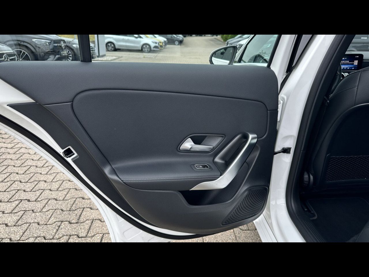 Fahrzeugbild 18 / 30