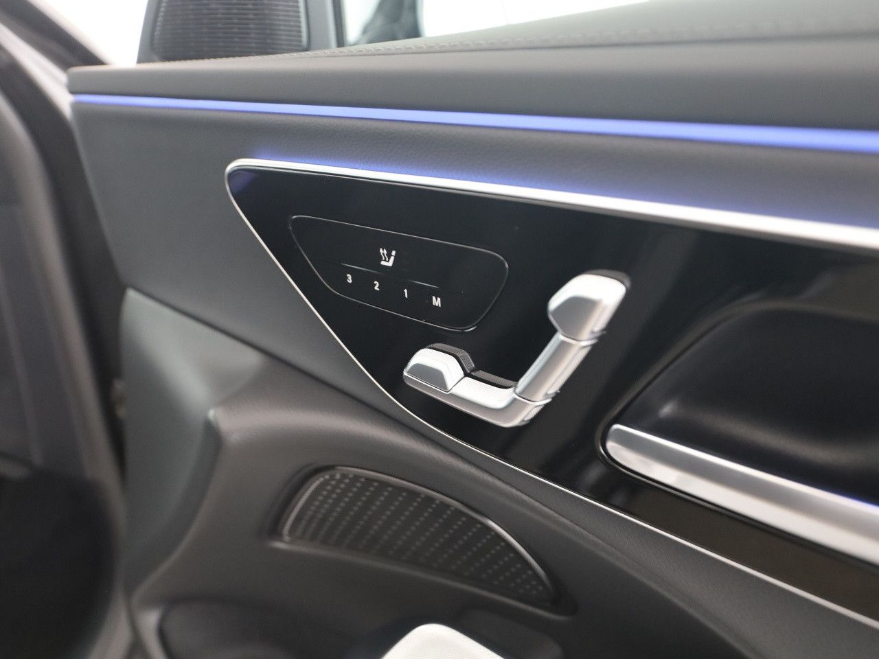 Mercedes-Benz E-Klasse – Bild 17