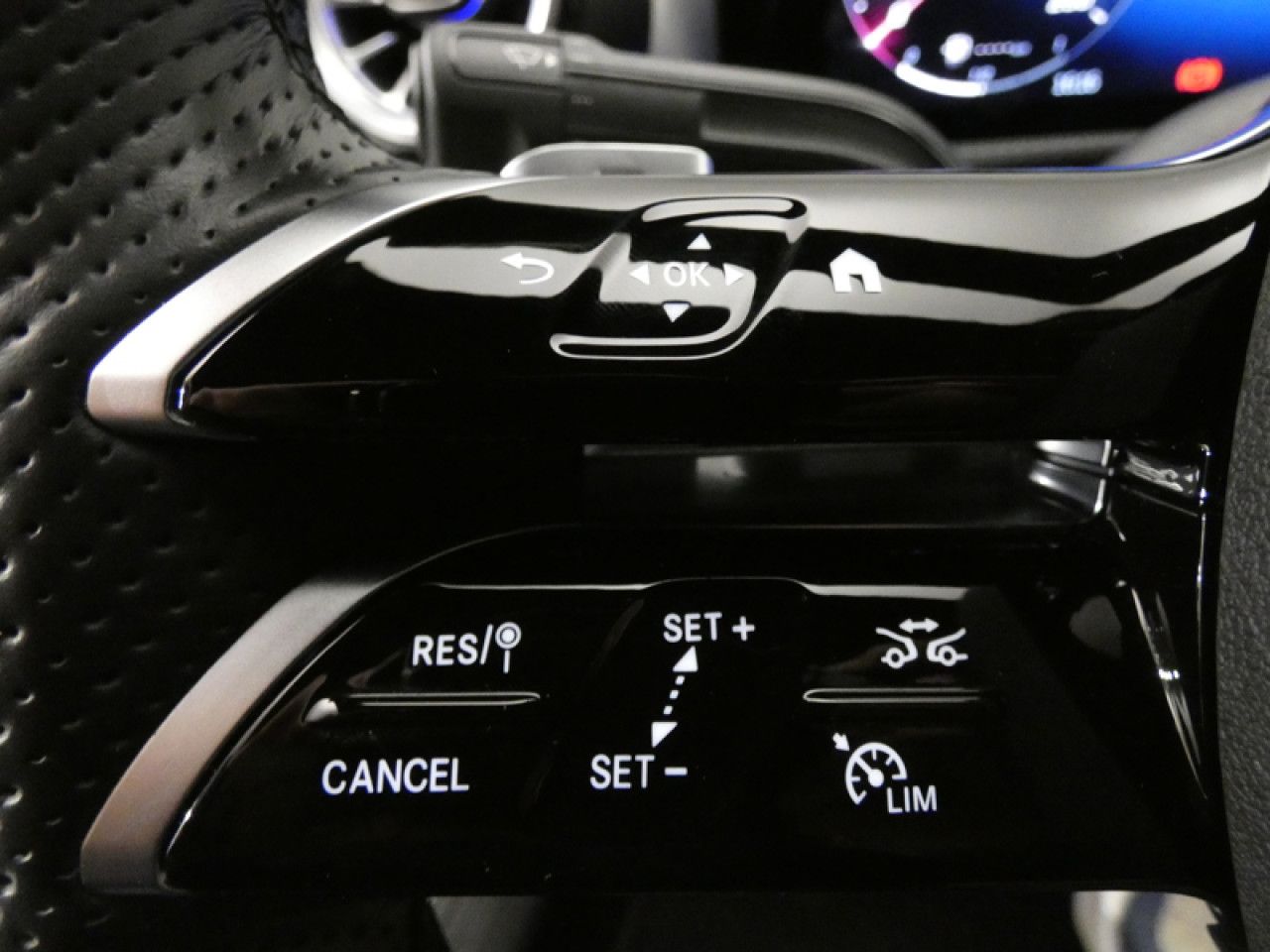 Photo du v&eacute;hicule 16 / 18